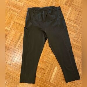 Lululemon cropped leggings